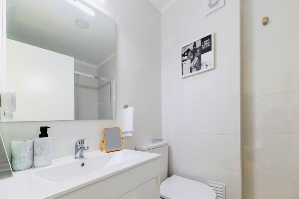 Modern 3 Bedroom Flat In Lisboa Exterior foto