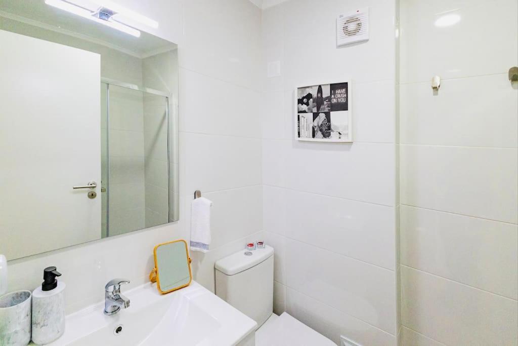 Modern 3 Bedroom Flat In Lisboa Exterior foto